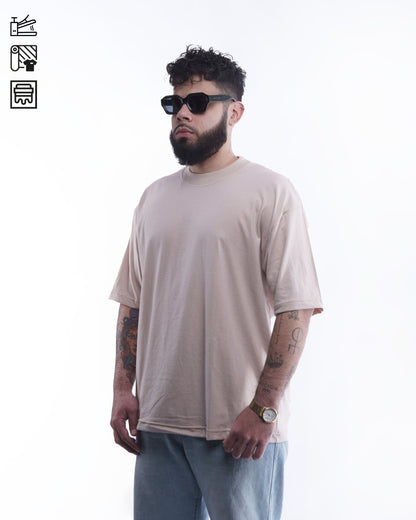 POLERA// OVERSIZED FIT// BEIGE